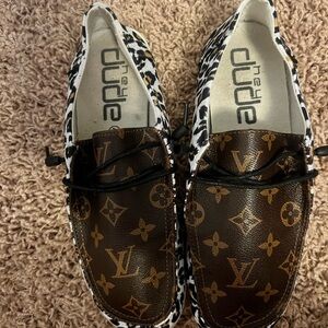 Custom knock off Hey Dudes.  Womens size 9. Brand new.